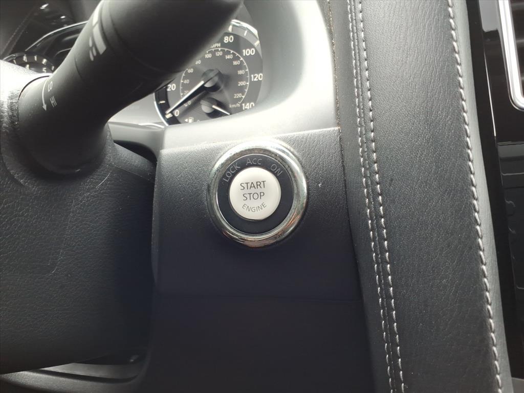 2023 Infiniti QX80 Luxe photo 10