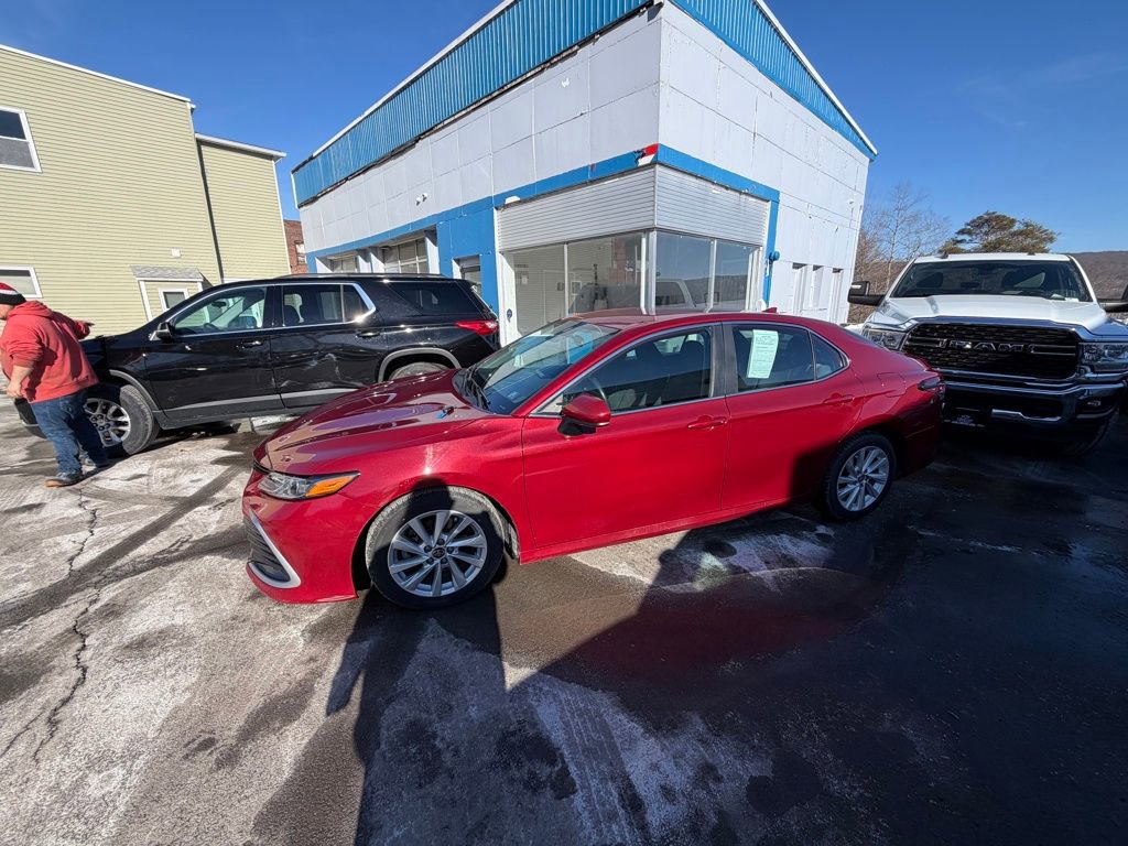 Used 2022 Toyota Camry LE with VIN 4T1C11AK9NU675423 for sale in Forest City, PA
