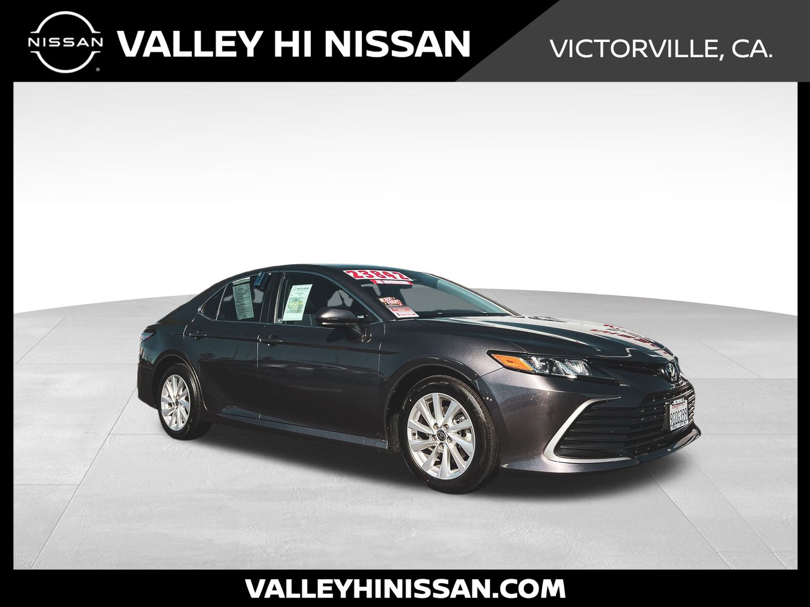 2023 Toyota Camry LE's photo