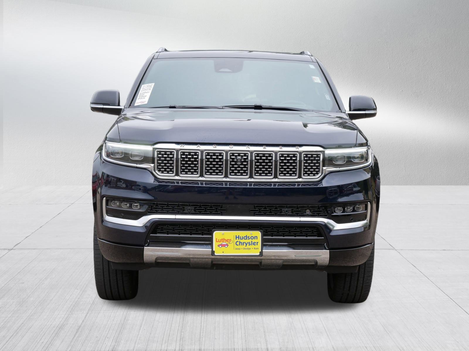 2024 Jeep Grand Wagoneer L III photo 2