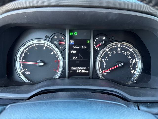 2024 Toyota 4Runner TRD Off-Road photo 8
