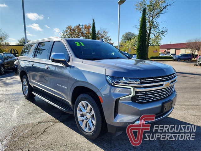 2021 Chevrolet Suburban Premier's photo