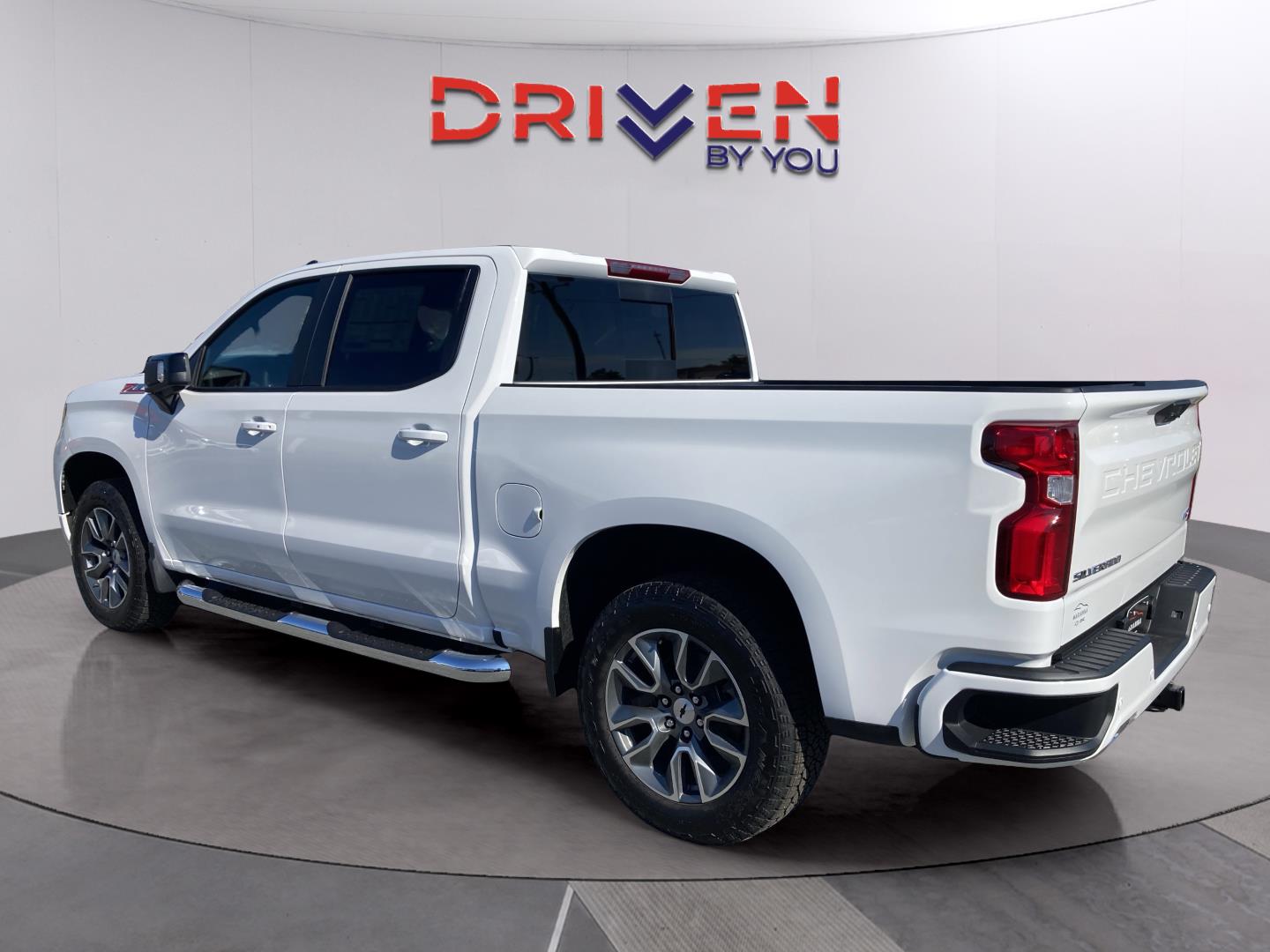 2026 Chevrolet Silverado 1500 RST photo 2