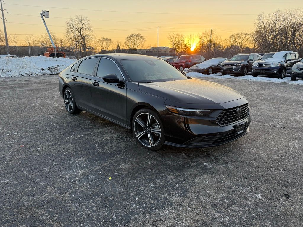 2025 Honda Accord Hybrid Sport's photo