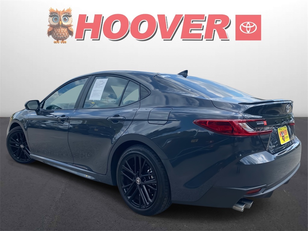 2025 Toyota Camry SE photo 4