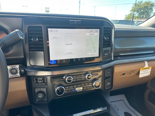 2026 Ford F-250 Lariat photo 4