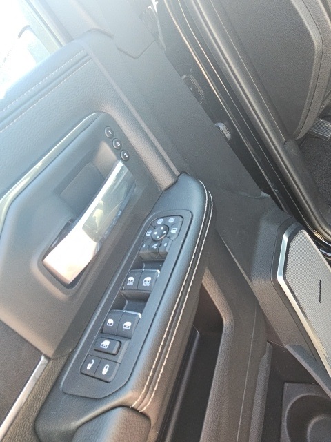 2025 Ram 2500 Laramie photo 7