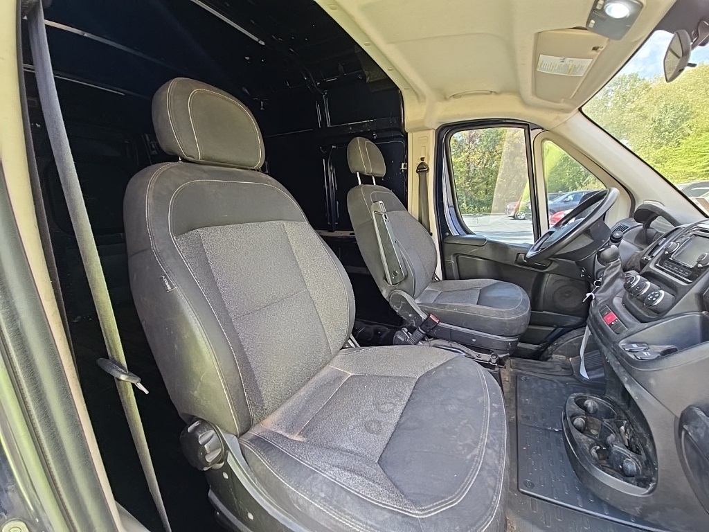 2015 Ram 2500 photo 13