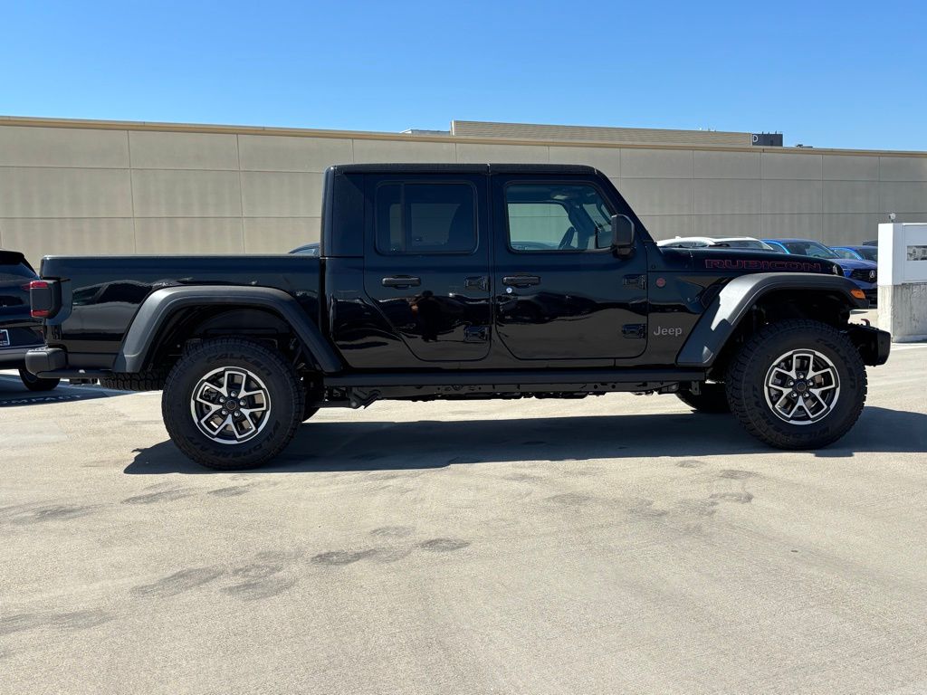 2025 Jeep Gladiator Rubicon photo 2