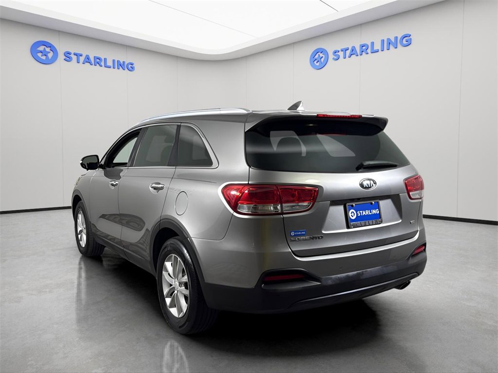 2017 Kia Sorento LX photo 6
