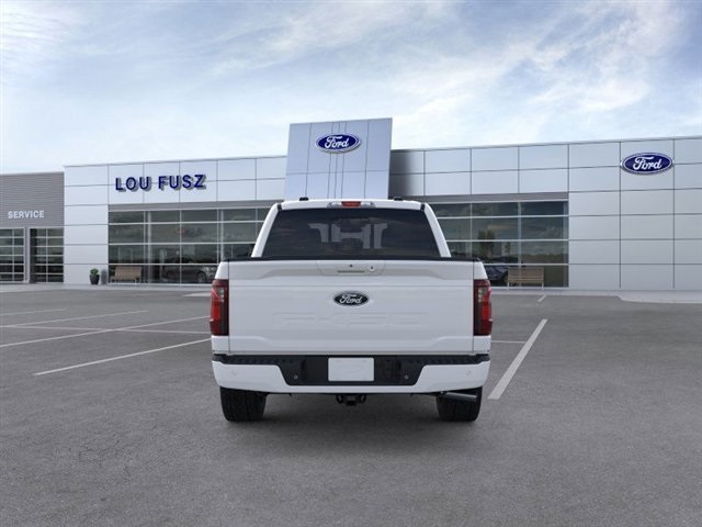 2025 Ford F-150 XLT photo 3