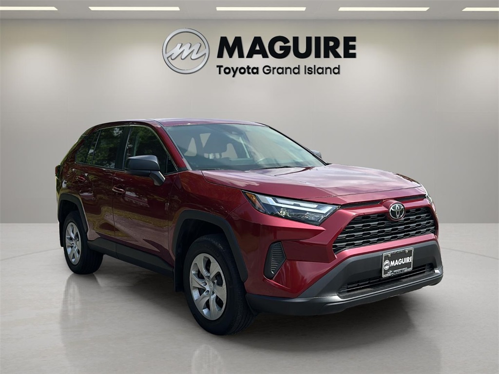 2023 Toyota RAV4 LE photo 7