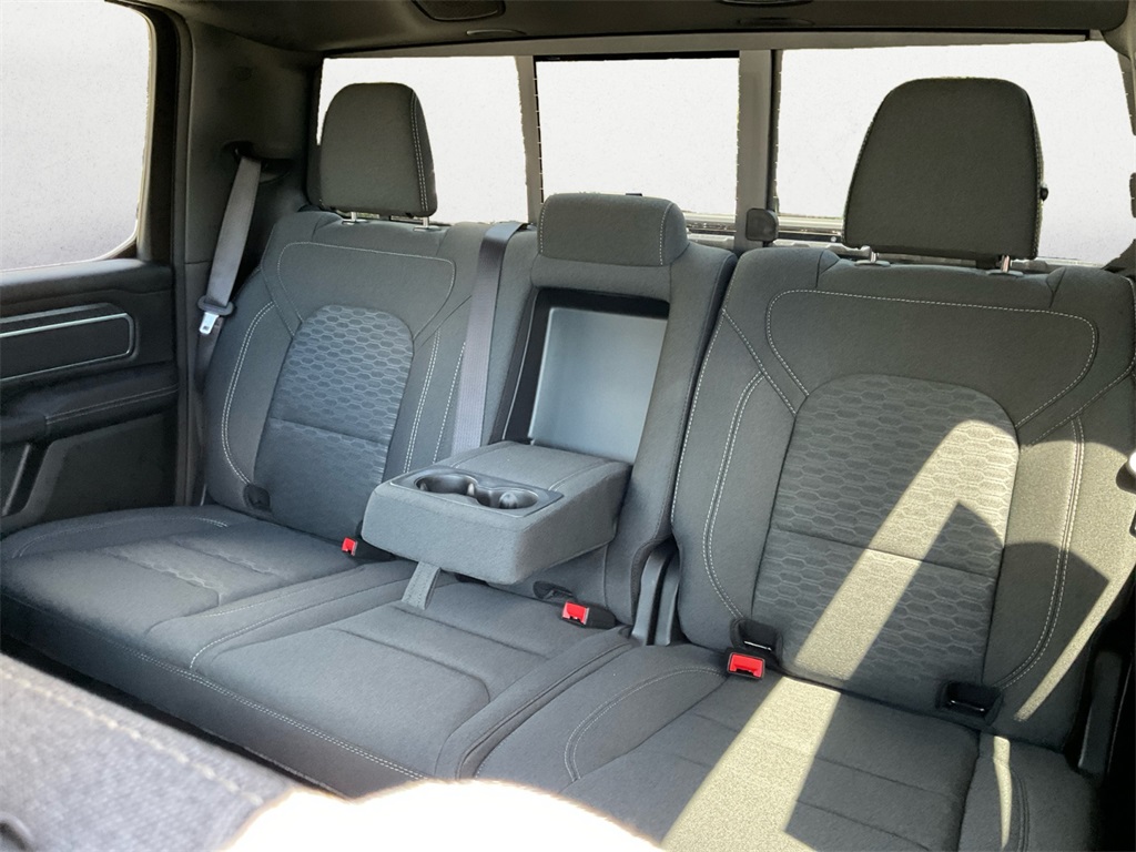 2025 Ram 1500 Sport photo 9