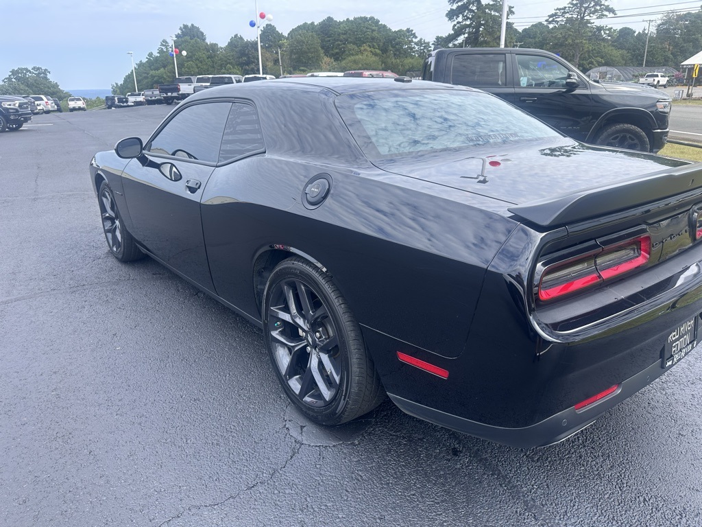 2022 Dodge Challenger R/T photo 21