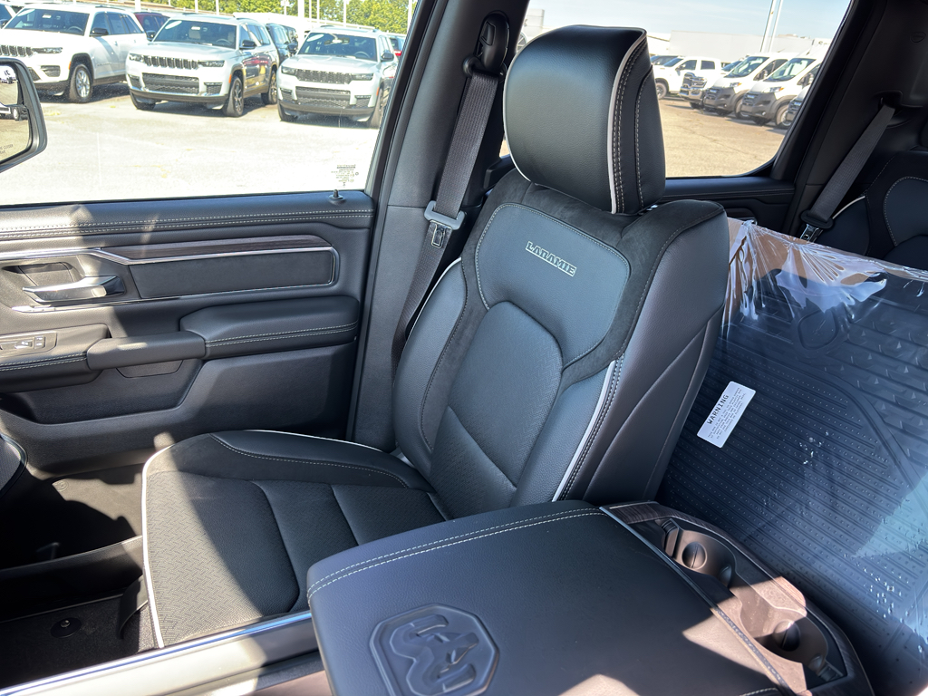 2026 Ram 1500 Laramie photo 31