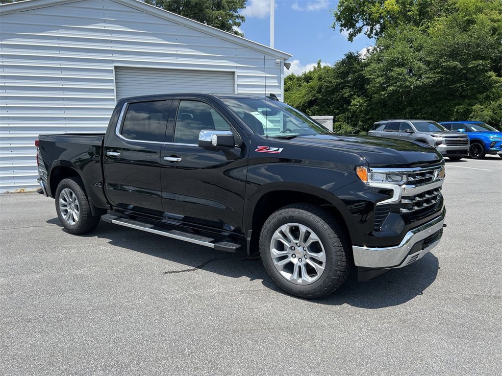 2025 Chevrolet Silverado 1500 LTZ photo 2