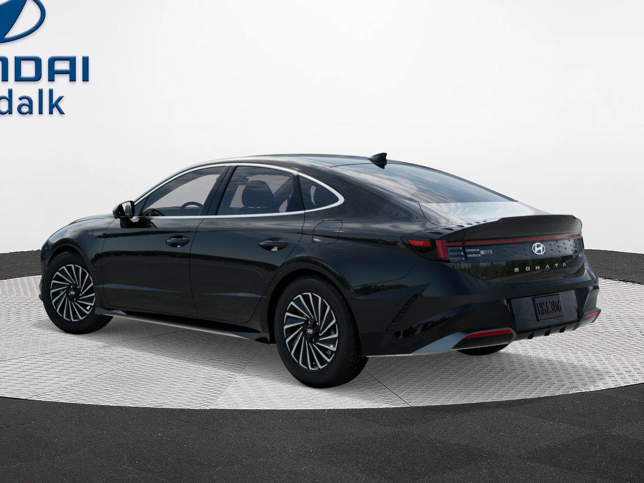 2026 Hyundai Sonata Hybrid Limited photo 4