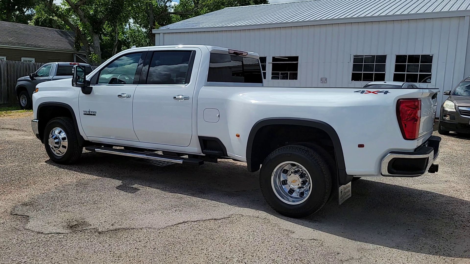2025 Chevrolet Silverado 3500HD LTZ photo 29
