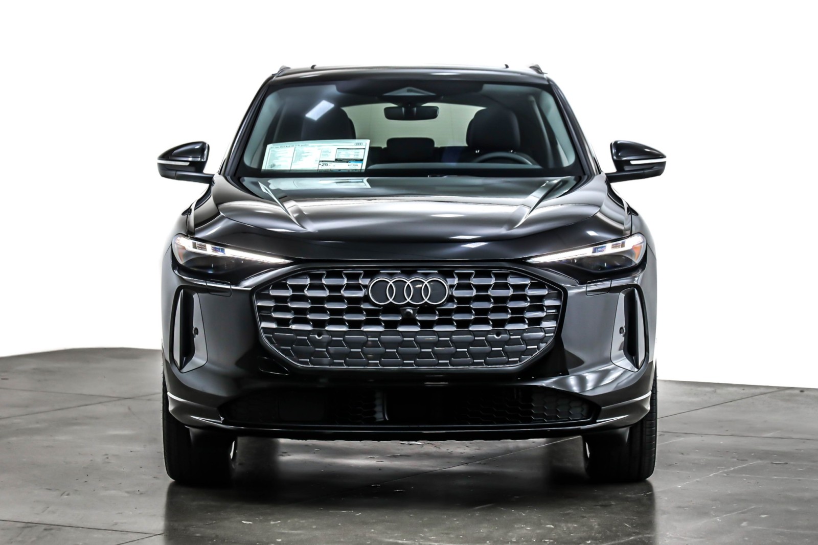 2025 Audi Q5 Premium Plus TFSI photo 2