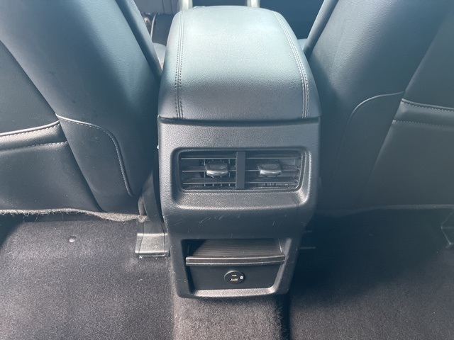 2022 Ford Edge SEL photo 13