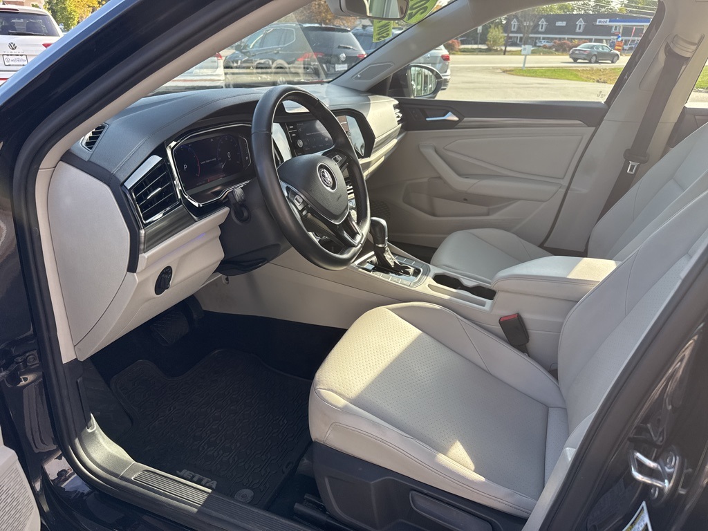 2019 Volkswagen Jetta SEL photo 14