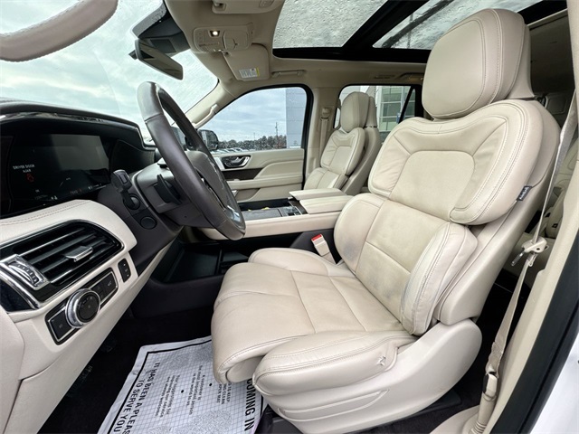 2019 Lincoln Navigator L Reserve photo 4