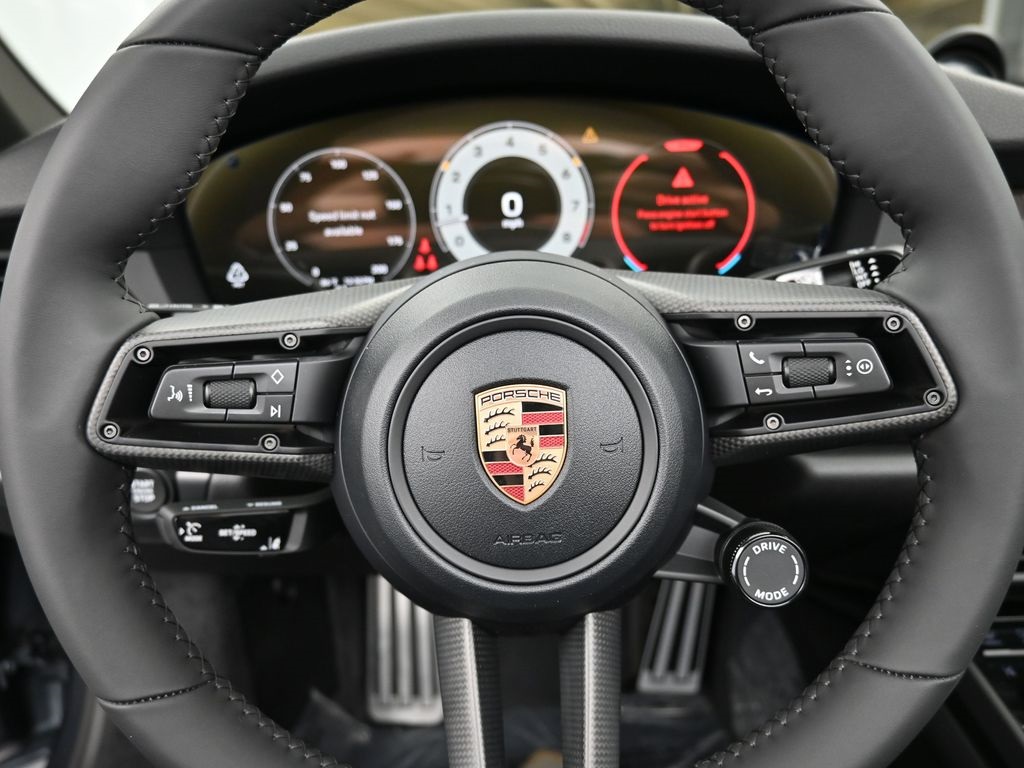 2026 Porsche 911 T photo 22