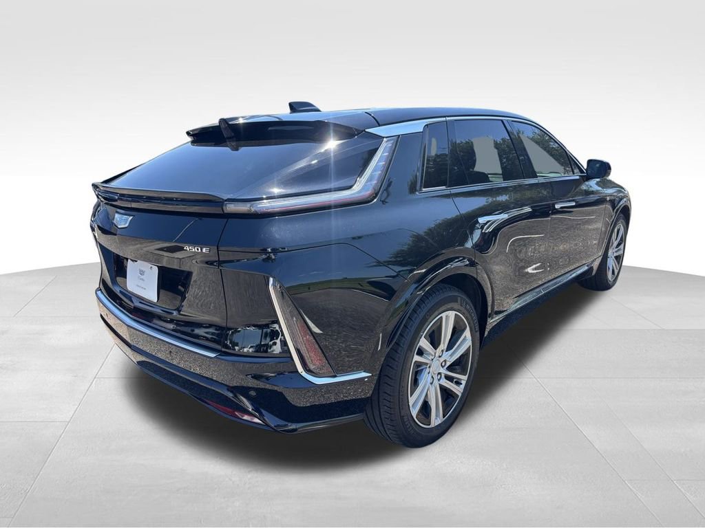 2024 Cadillac Lyriq Tech photo 3