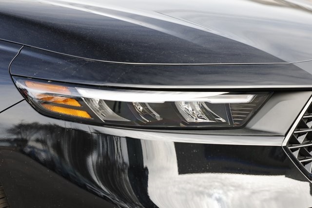 2025 Honda Accord SE photo 13