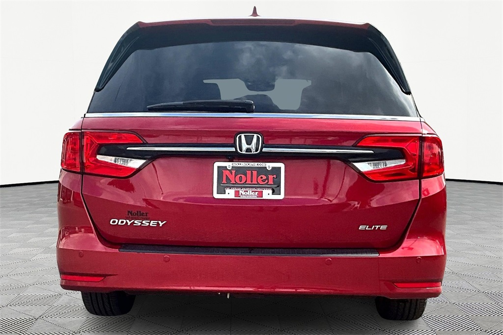 2024 Honda Odyssey Elite photo 4