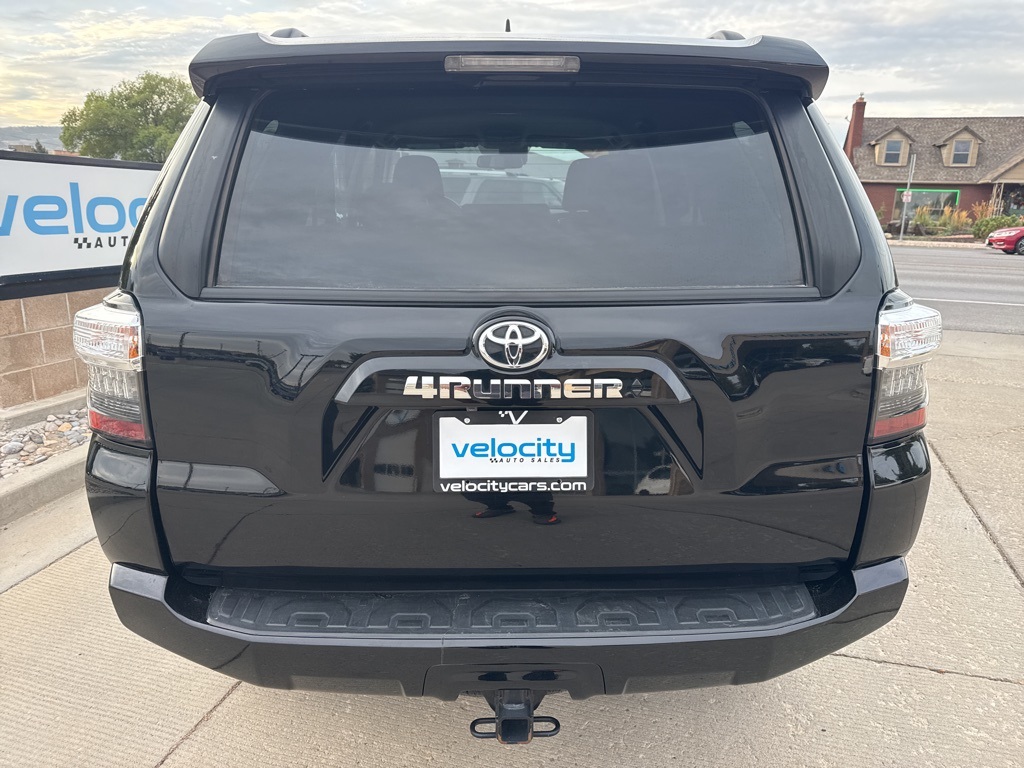 2024 Toyota 4Runner SR5 photo 4