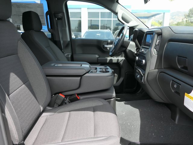 2026 Chevrolet Silverado 1500 Custom photo 24