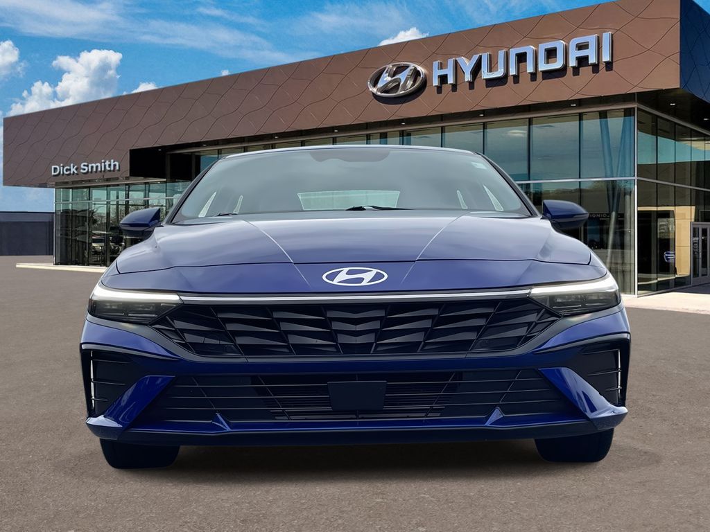 2025 Hyundai Elantra Limited photo 2