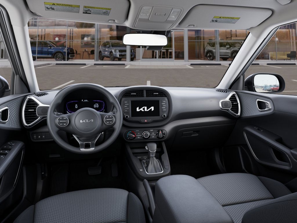 2025 Kia Soul LX photo 14