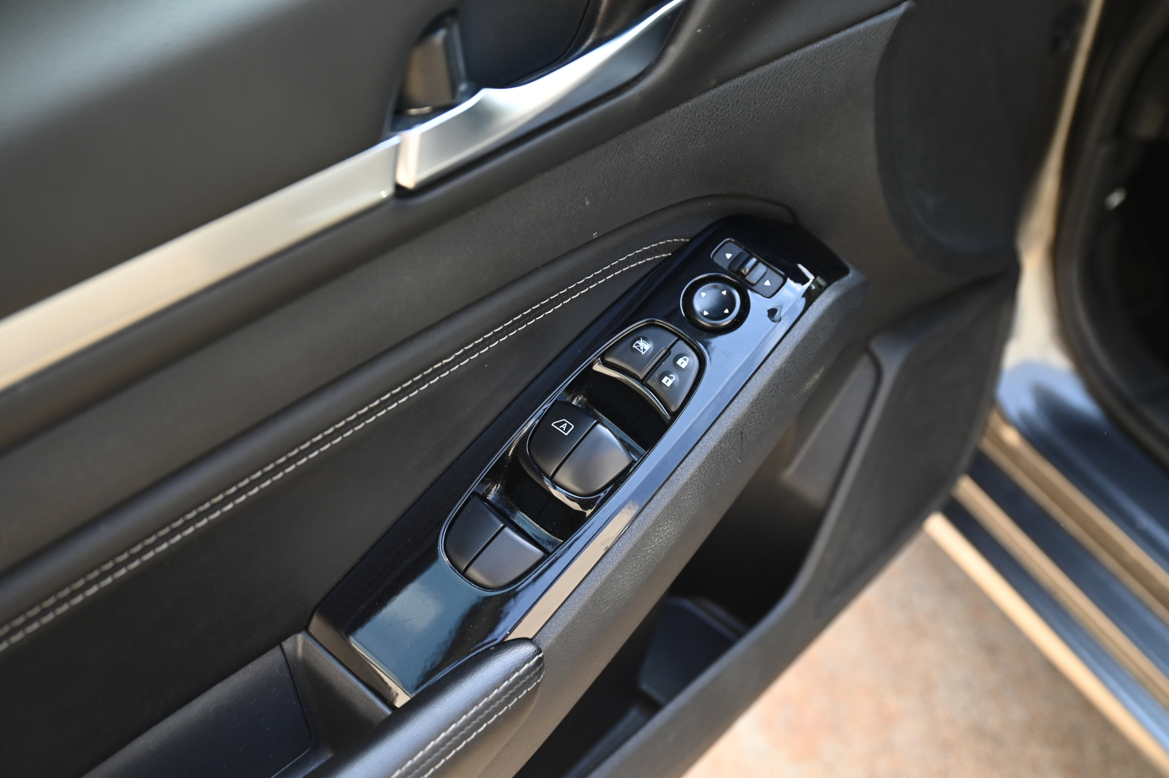 2023 Nissan Altima 2.5 SL photo 12