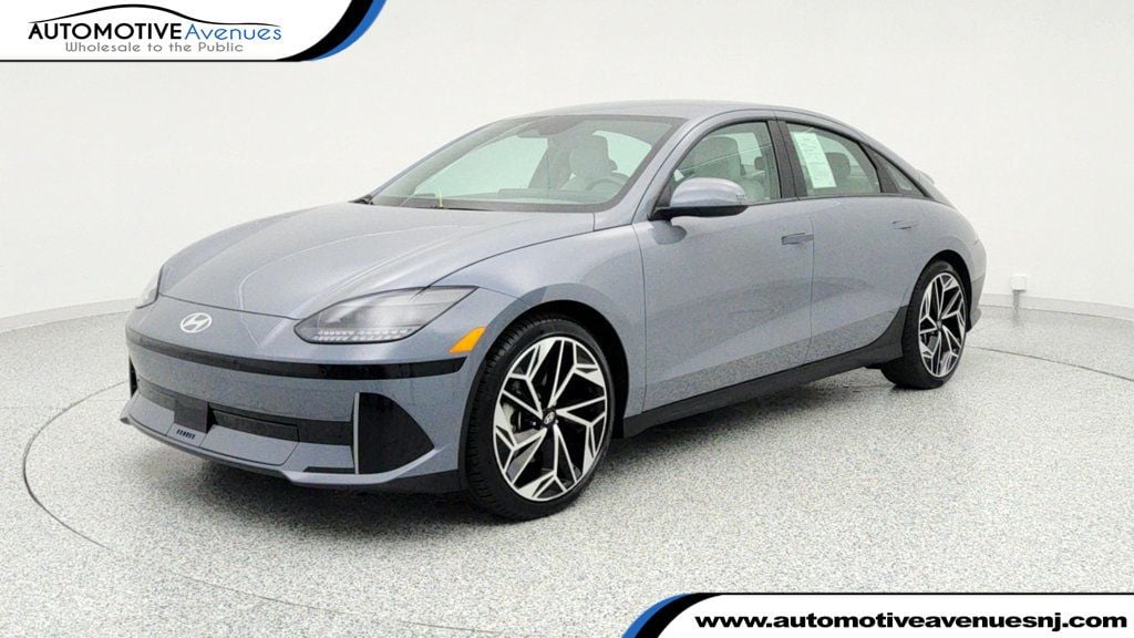 2023 Hyundai IONIQ 6 SEL's photo
