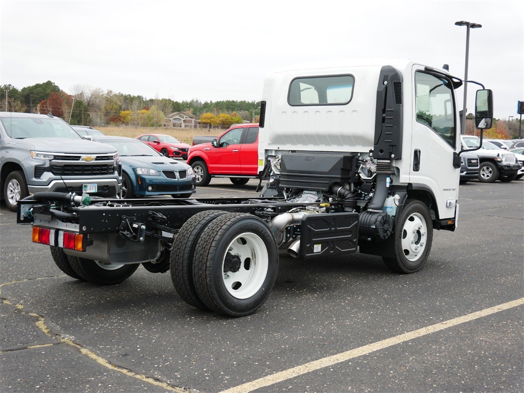 chevy  Profile必読！ New 2024 Chevrolet Low Cab Forward 6500 XD MEDIUM ASH GRAY