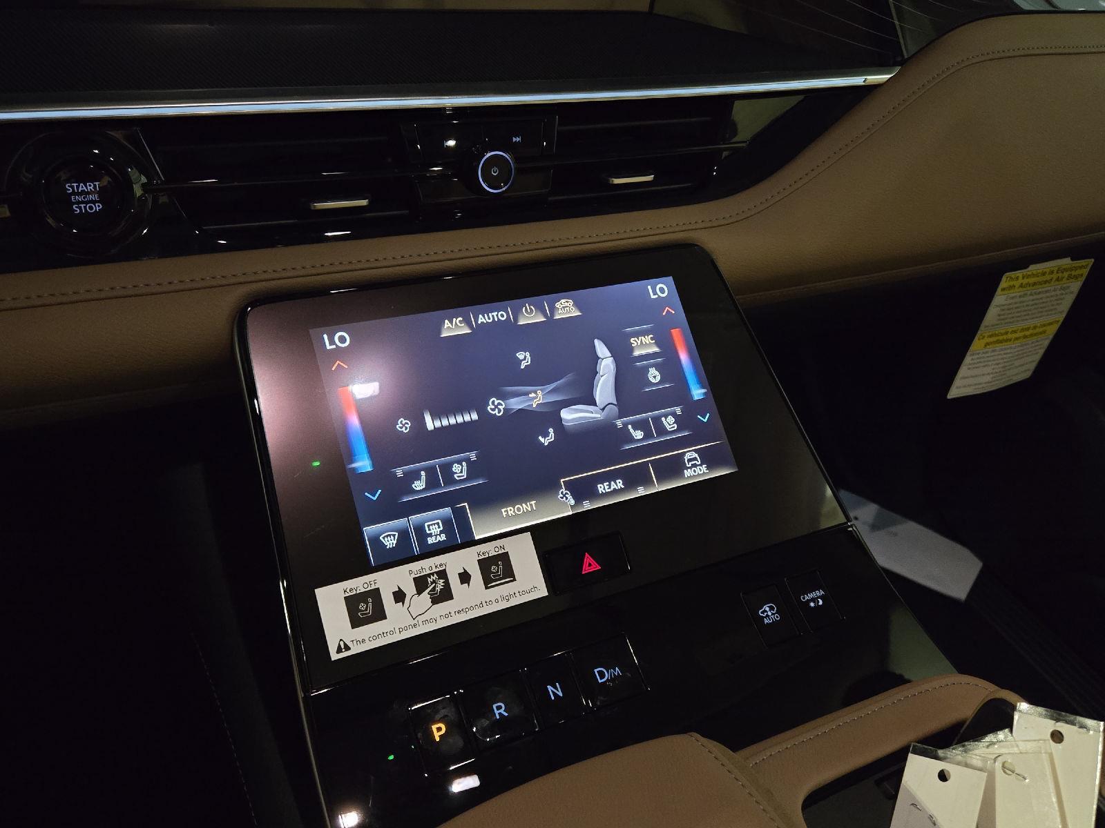 2026 Infiniti QX80 Luxe photo 24