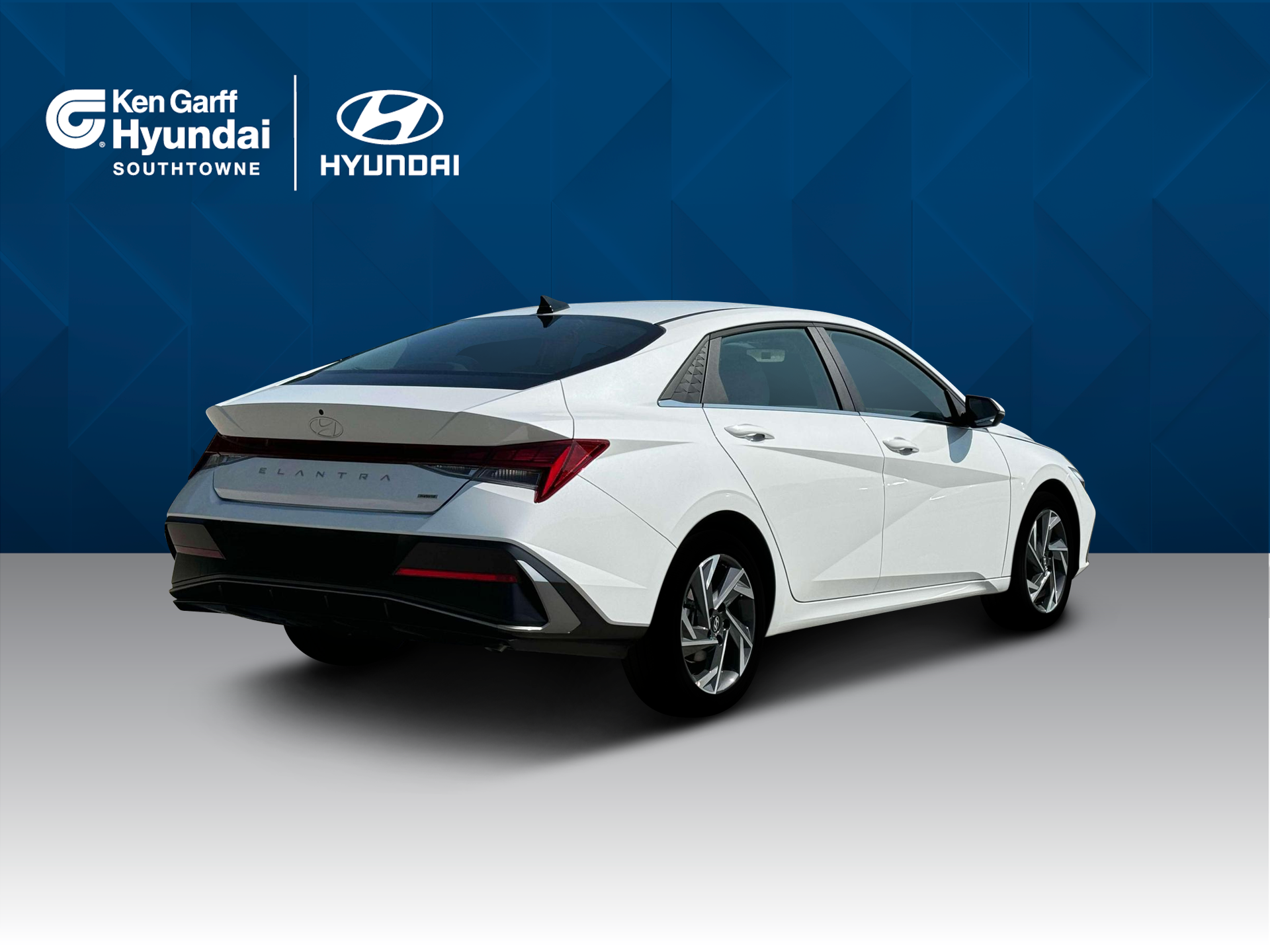 2025 Hyundai Elantra Hybrid Limited photo 3