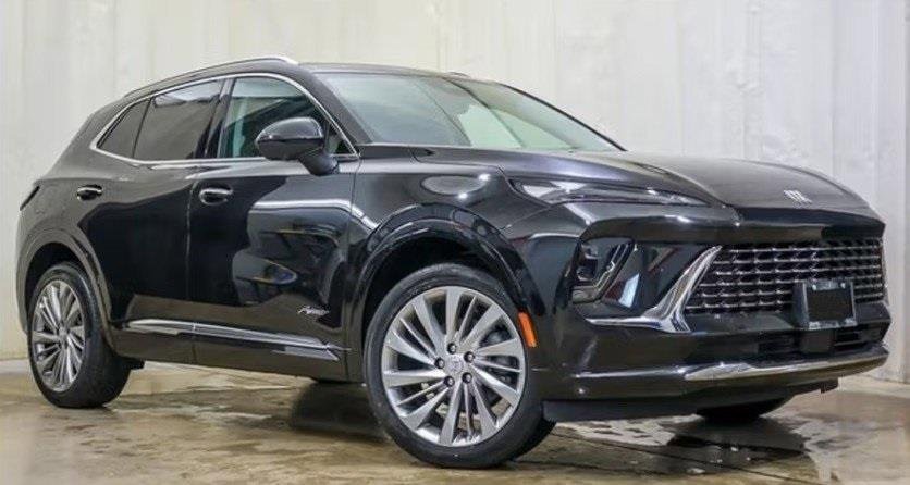 2026 Buick Envision Avenir's photo