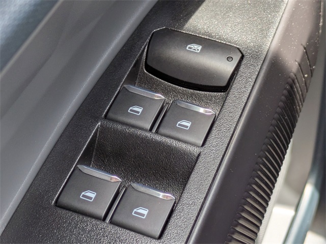 2025 Ford Maverick XL photo 21