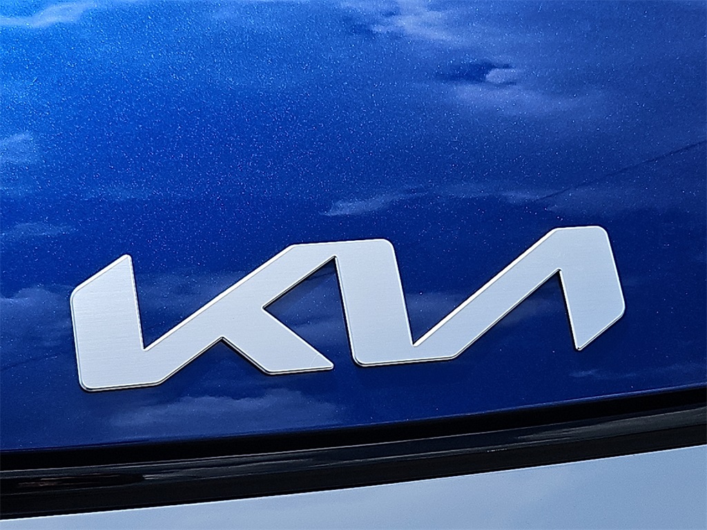 2025 Kia Sportage EX photo 30