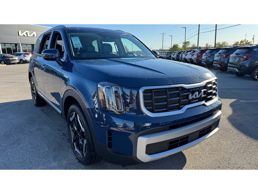 2025 Kia Telluride S's photo