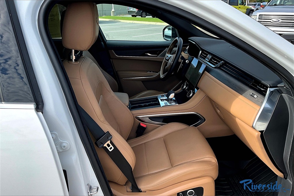 2021 Jaguar F-PACE P250 S photo 23
