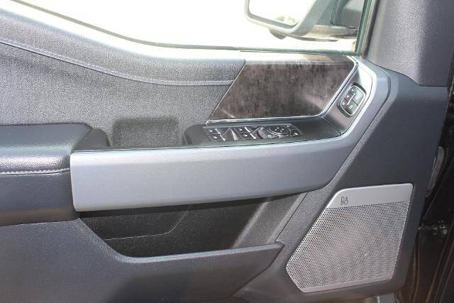 2023 Ford F-150 Lariat photo 9