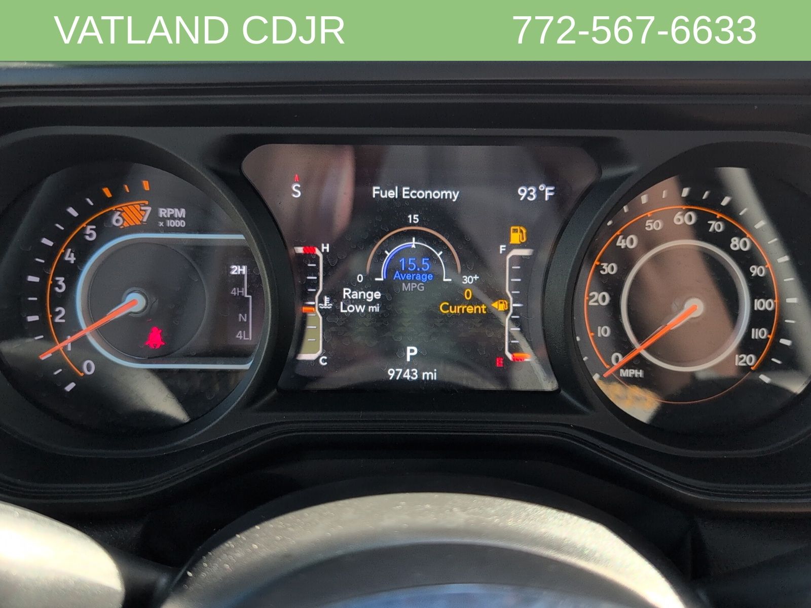 2024 Jeep Wrangler Sahara photo 12