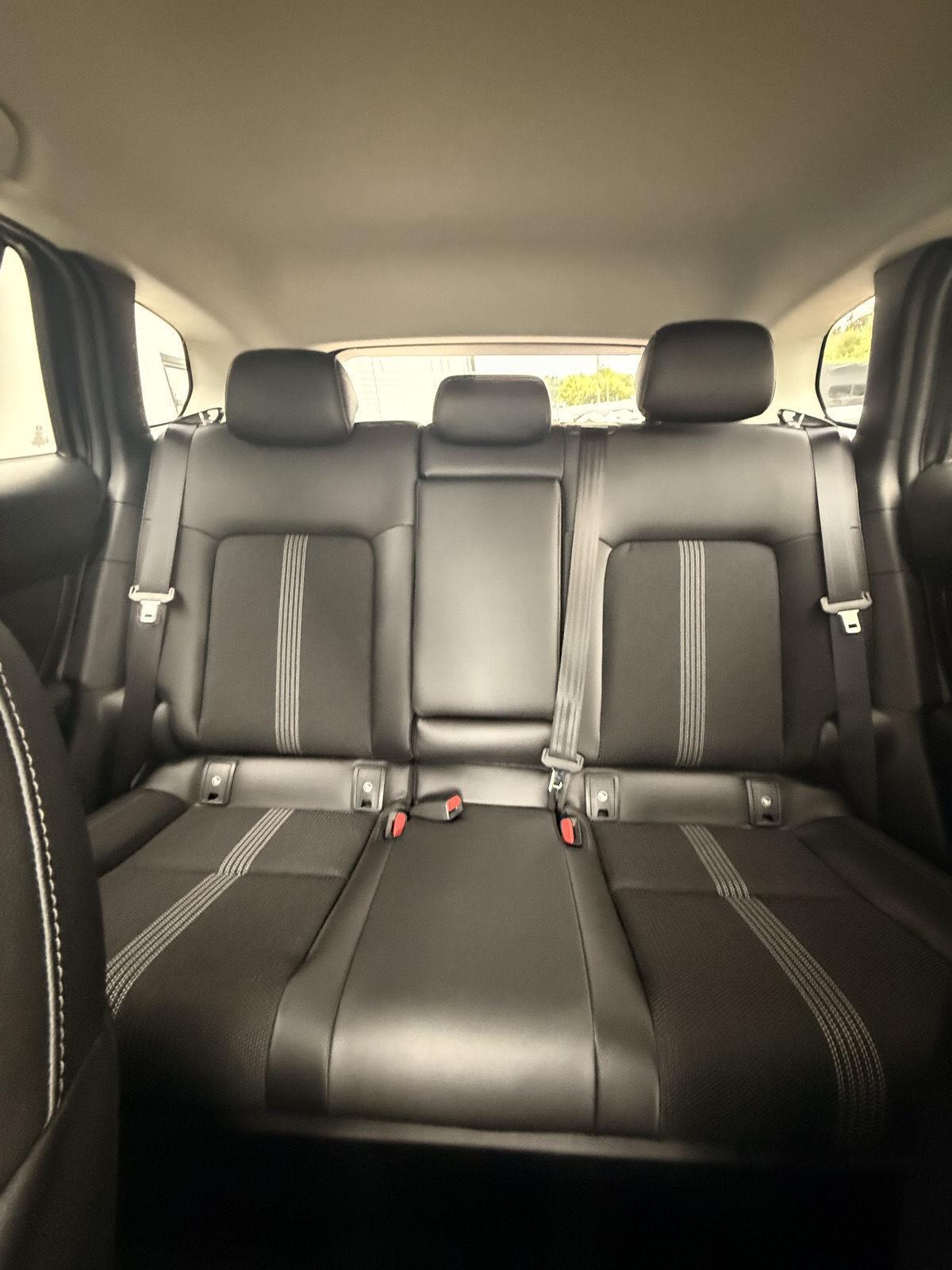 2025 Mazda CX-50 Preferred photo 11