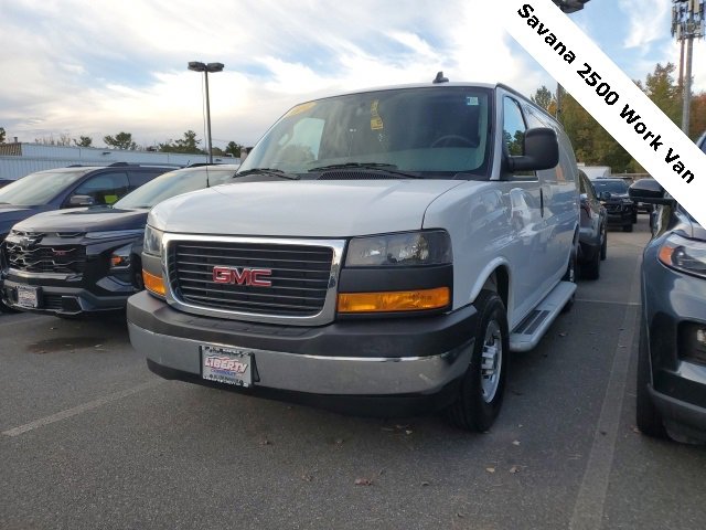 2024 Gmc Savana Cargo 2500 photo 3