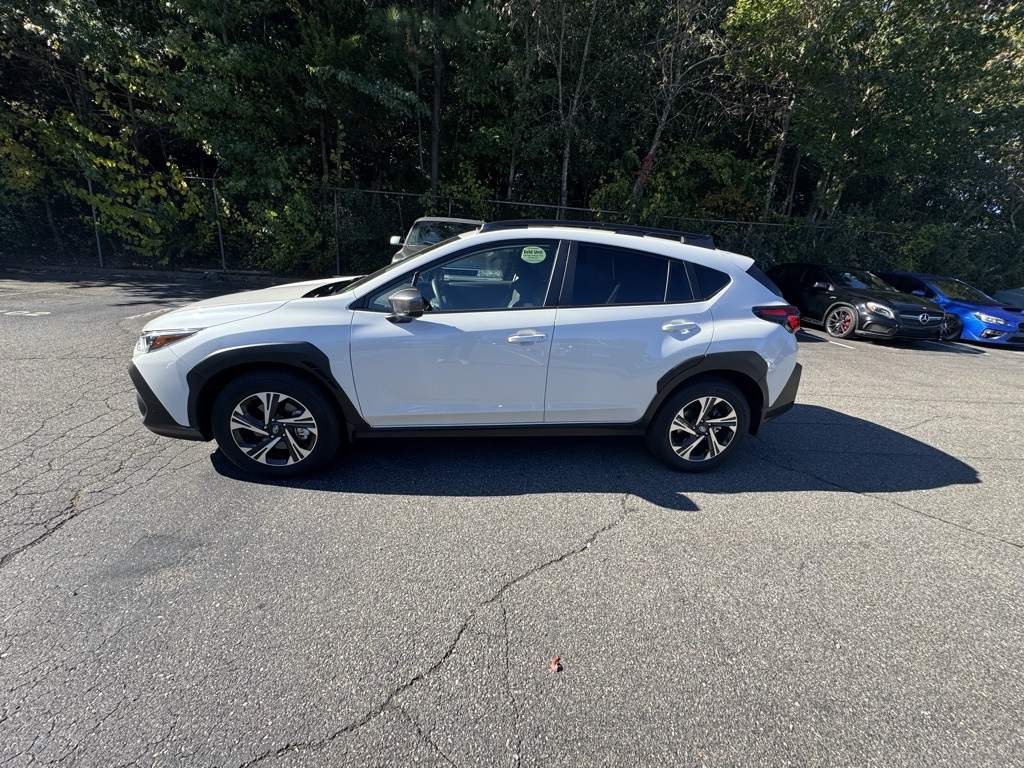 2025 Subaru Crosstrek Premium photo 3