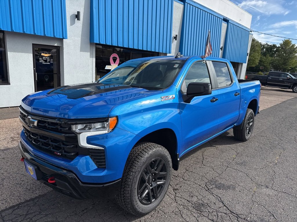 2026 Chevrolet Silverado 1500 LT Trail Boss photo 2
